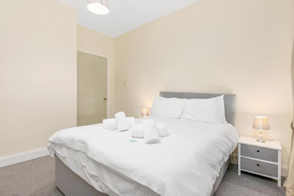 Two Bedroom Apartment-central Edinburgh-old Town-licensed Апартаменты
