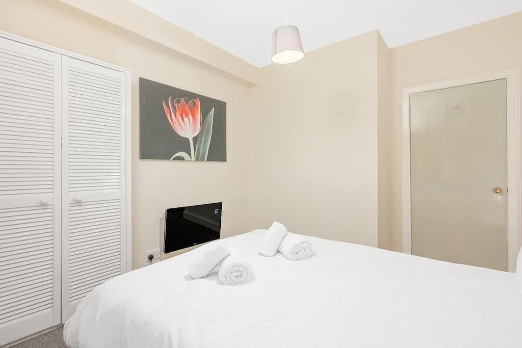 Two Bedroom Apartment-central Edinburgh-old Town-licensed Edimburgo