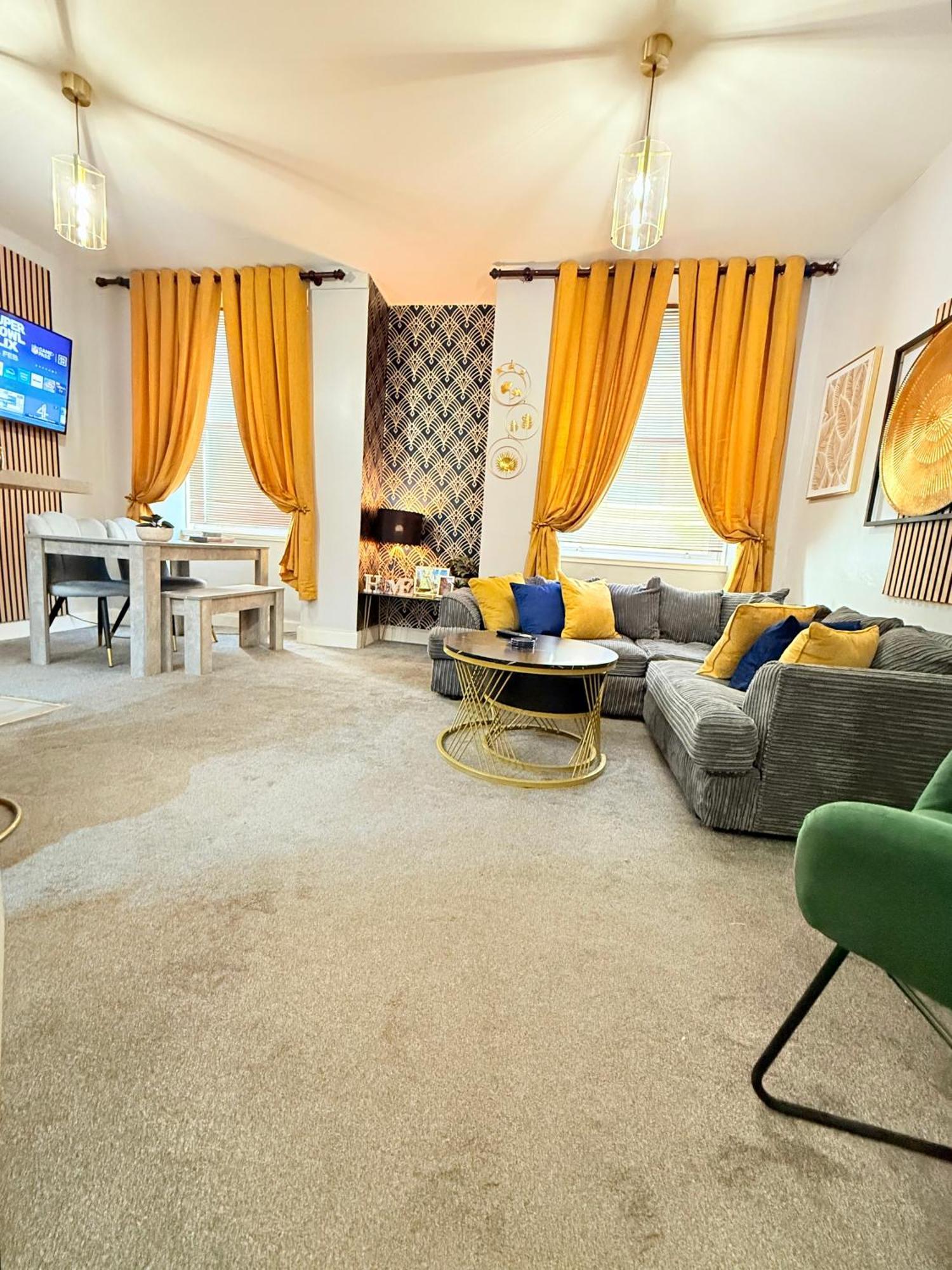 Two Bedroom Apartment-central Edinburgh-old Town-licensed Apartamento Edimburgo